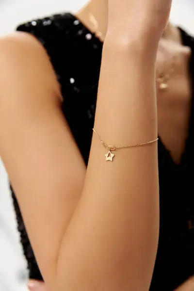 ALTIN MİNİMAL YILDIZ BİLEKLİK