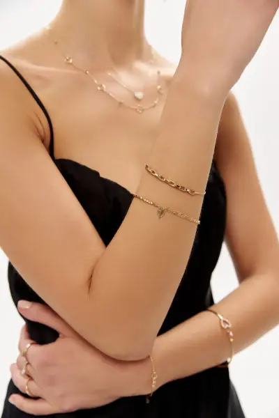 ALTIN İÇ İÇE GEÇME ZİNCİR BİLEKLİK