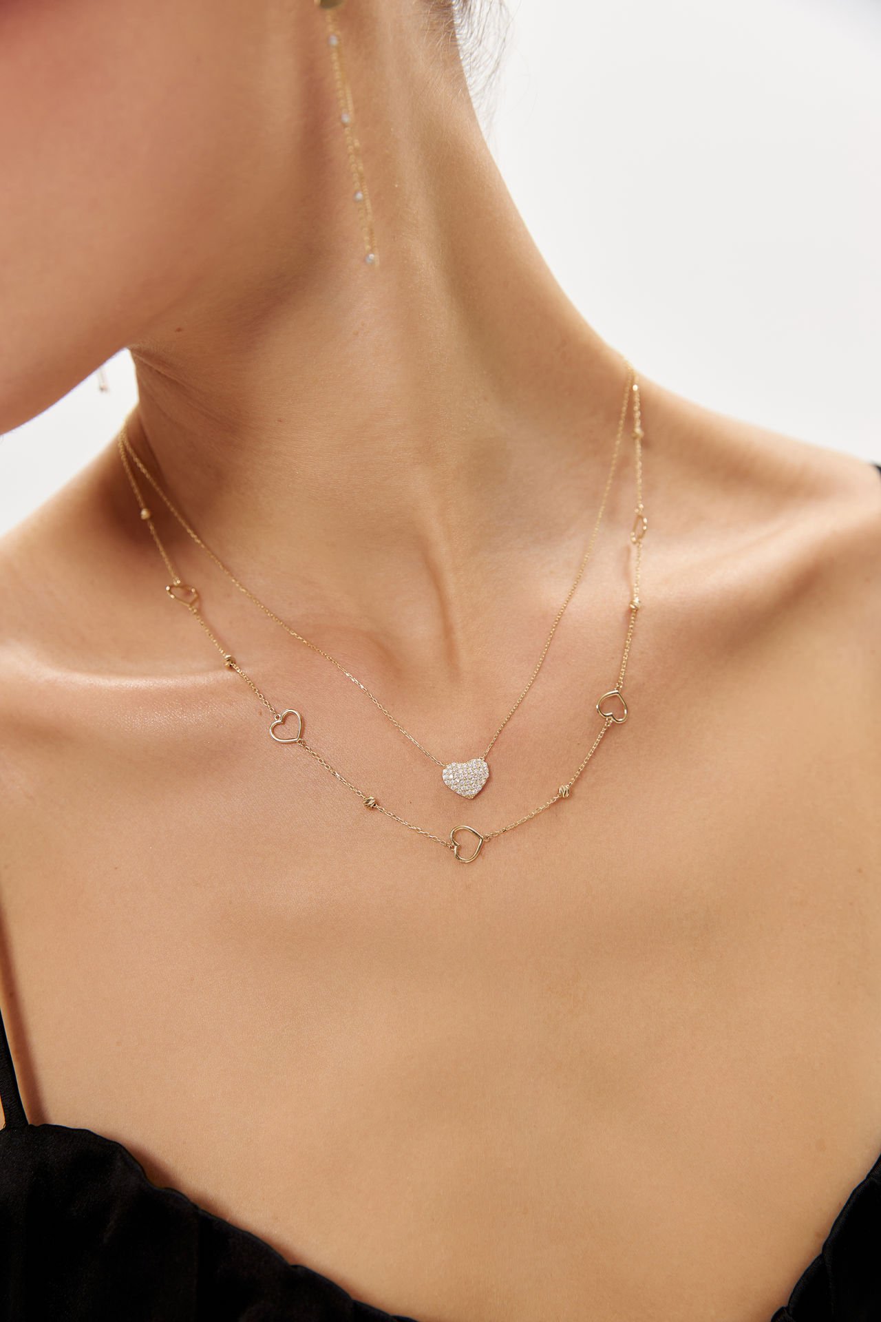 ALTIN SIRALI KALPLİ DORİKALI KOLYE