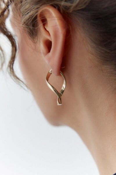 Altın Burgu Şarnel Küpe