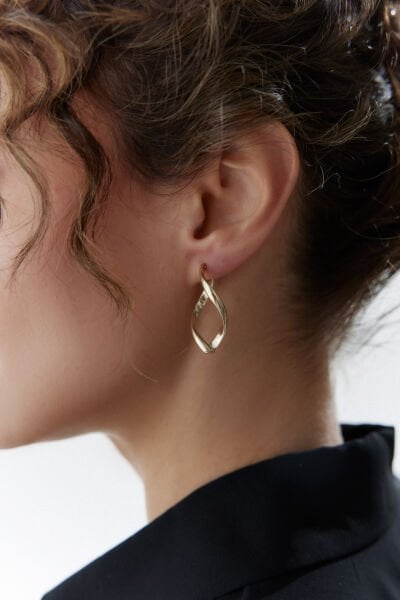 Altın Burgu Şarnel Küpe