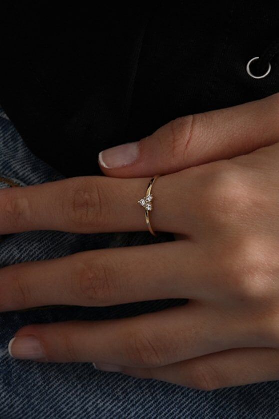 Altın Taşlı Cemre Yüzük