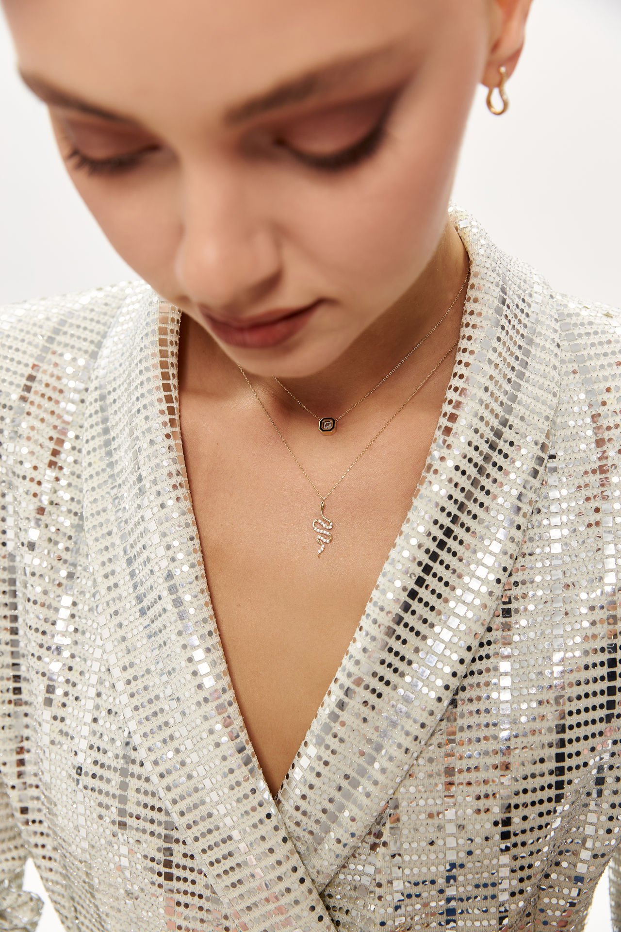 Altın Taşlı Yılan Kolye