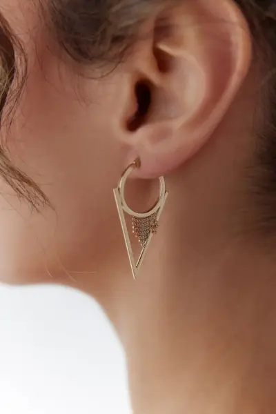 ALTIN TRİA SAÇAKLI KÜPE