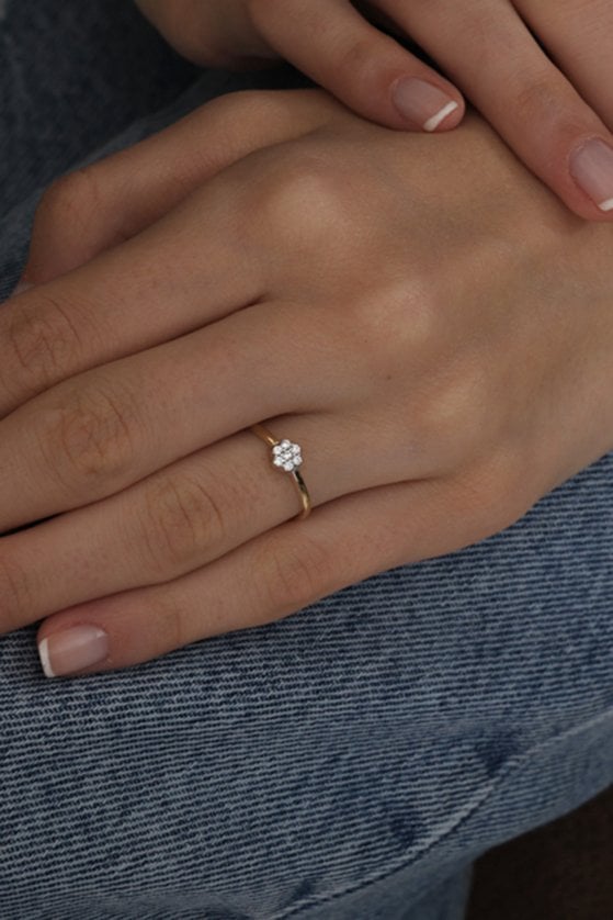 Altın Taşlı Ayçiçeği Yüzük