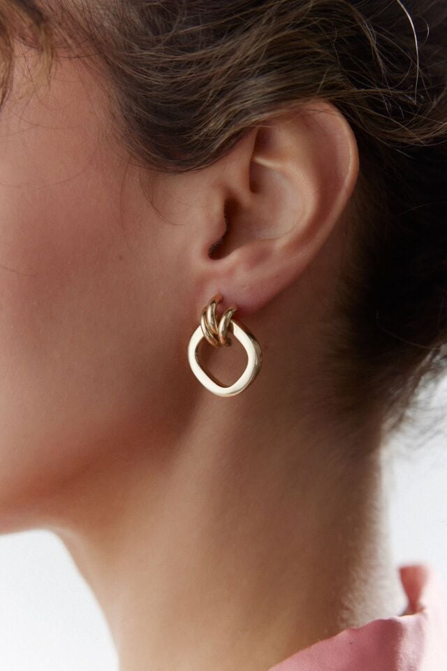 Altın Tasarım Yeşil Şarnel Küpe