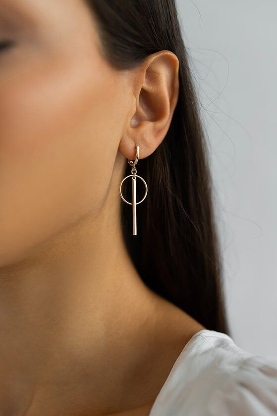 Altın Geometrik Tasarım Küpe