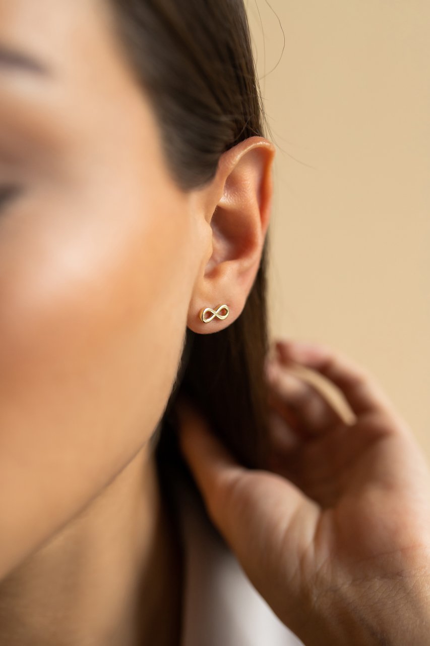 Altın Sonsuzluk Küpe