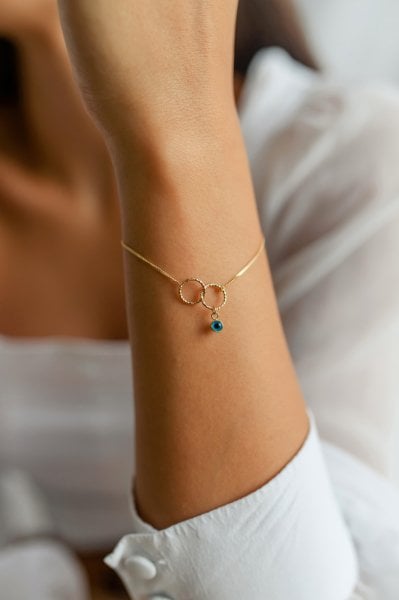 Altın Nazar Boncuklu Düğüm Bileklik