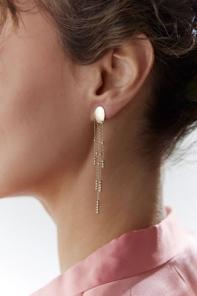 Altın Oval Püsküllü Küpe