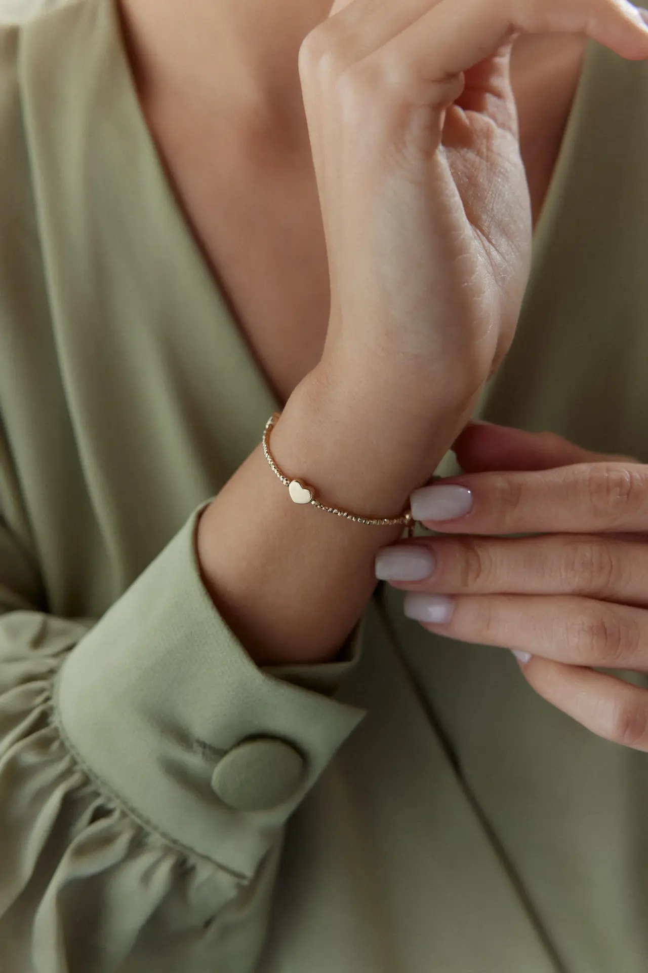 Altın Sıralı Dorika Kalp Bileklik