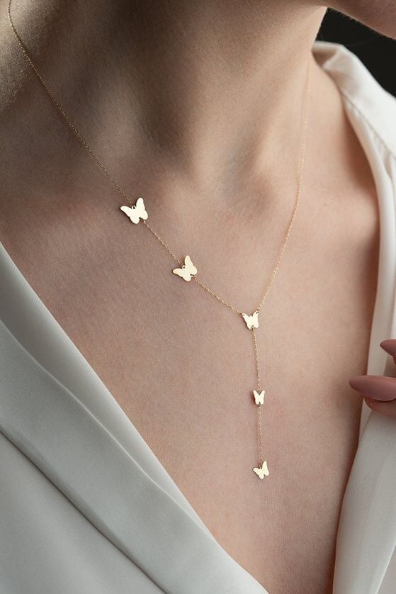 Altın Sallantılı Kelebek Kolye