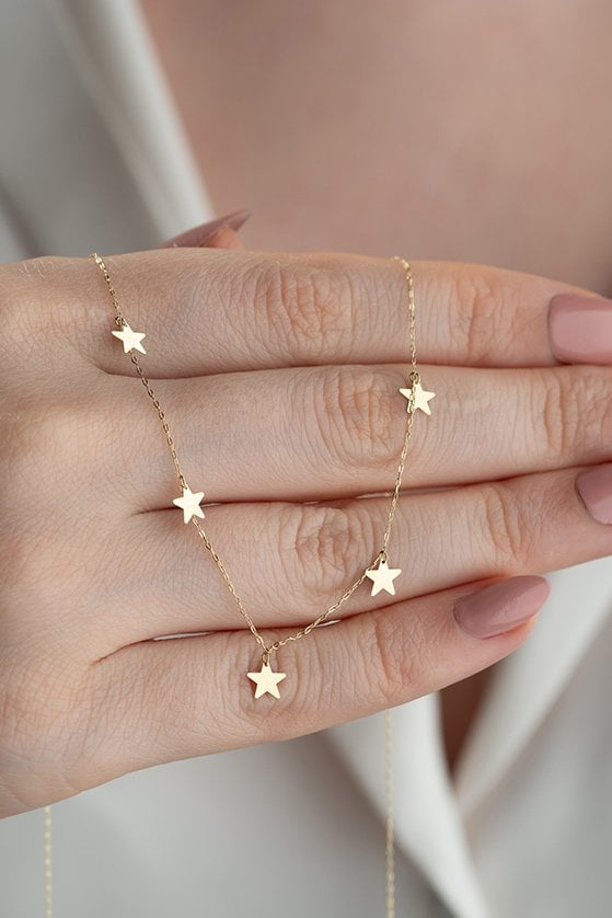 Altın Sade Beşli Yıldız Kolye