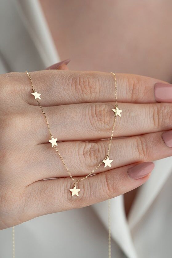 Altın Sade Beşli Yıldız Kolye