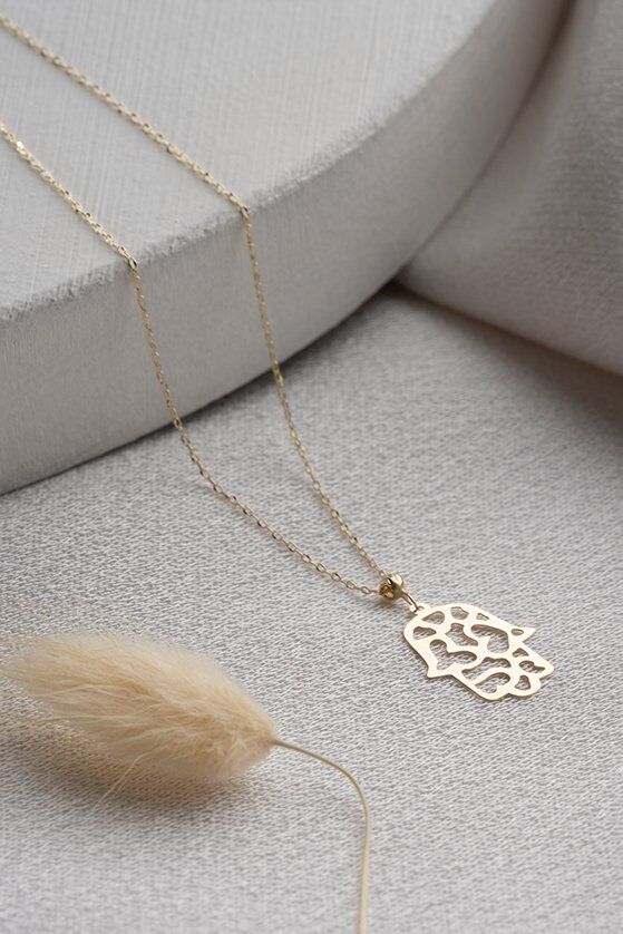 Altın Fatmanın Eli Kolye