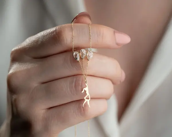 ALTIN ZİRKON TAŞLI BALONLU KIZ KOLYE