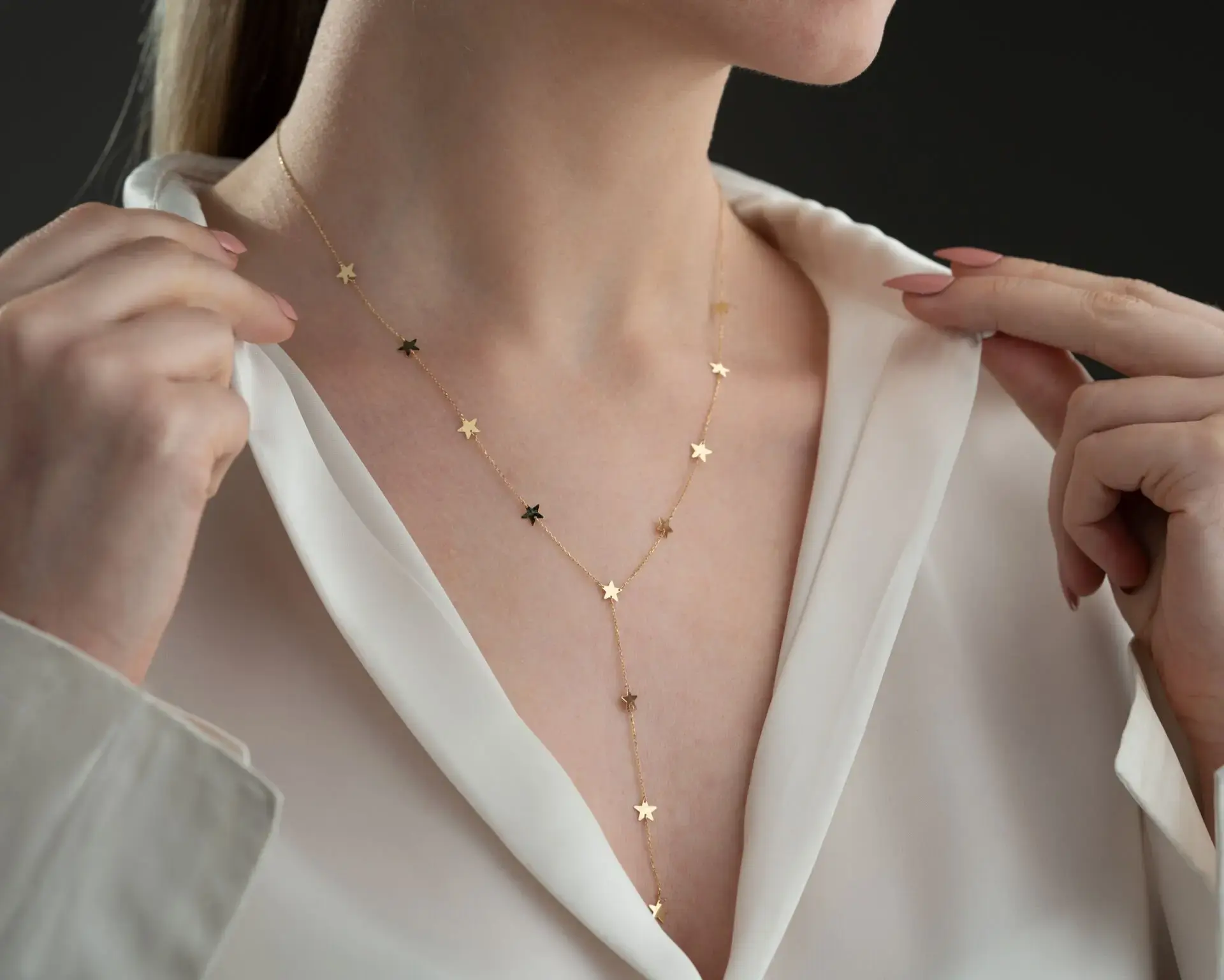 ALTIN SALLANTILI YILDIZ KOLYE