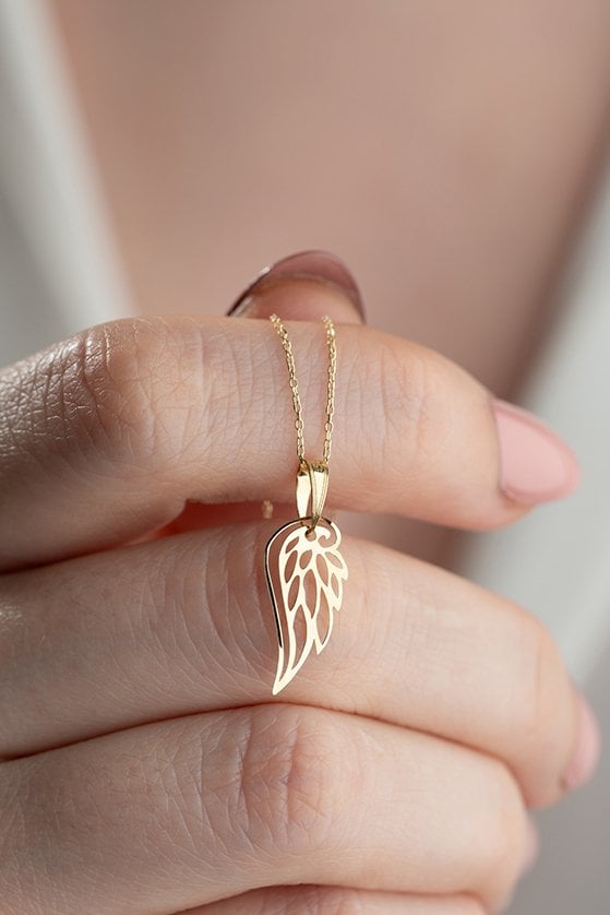 Altın Dorikalı Kanat Kolye