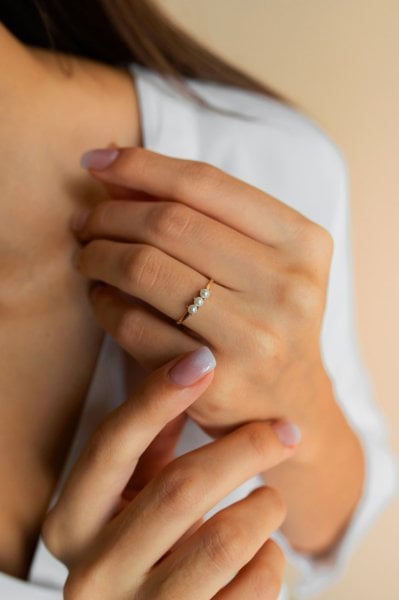 Altın Üç Sıra İncili Yüzük