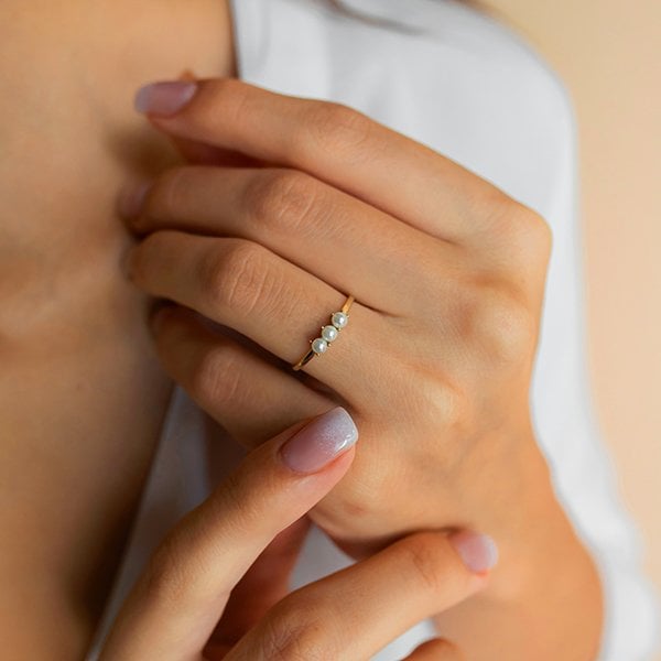 Altın Üç Sıra İncili Yüzük