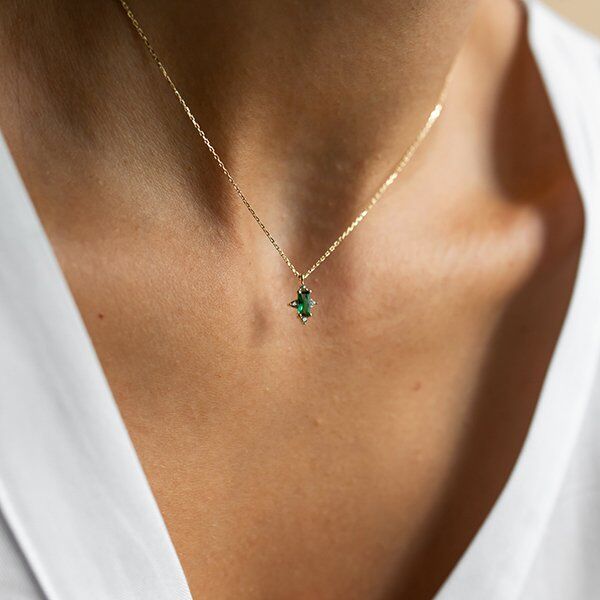 Altın Yeşil Taşlı Kolye