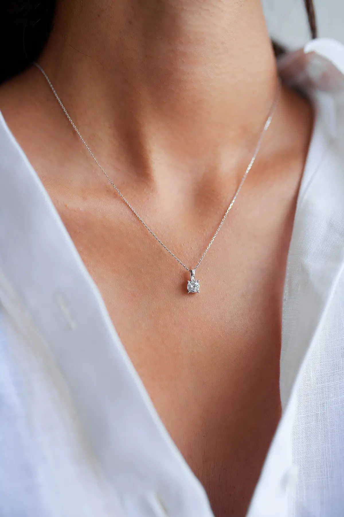 Altın Beyaz Tektaş Kolye