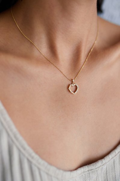 ALTIN TAŞLI HEART KOLYE