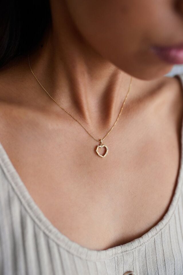 Altın Taşlı Heart Kolye