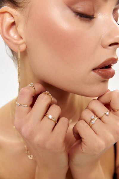 ALTIN TEKTAŞ TASARIM YÜZÜK