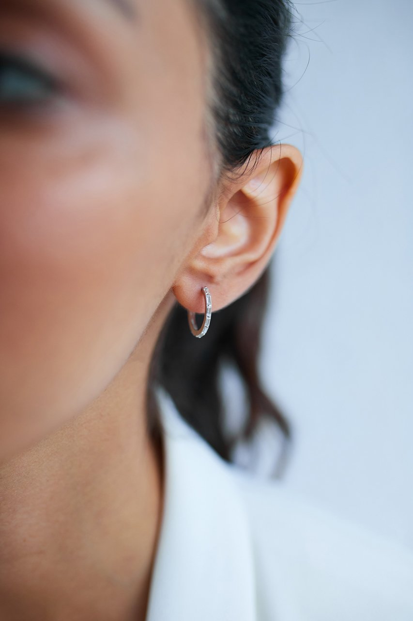 ALTIN TAŞLI BAGET KÜPE