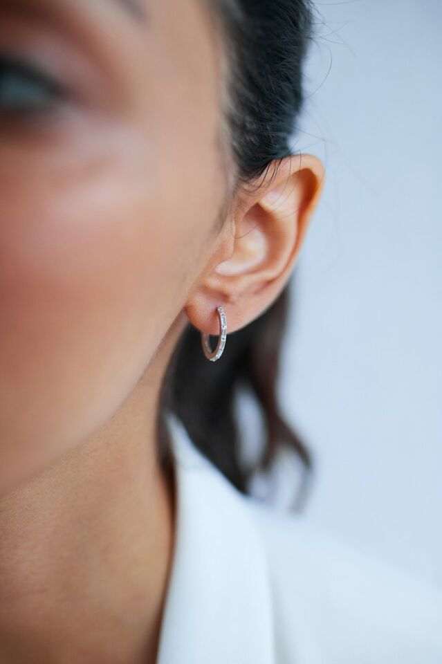 ALTIN TAŞLI BAGET KÜPE