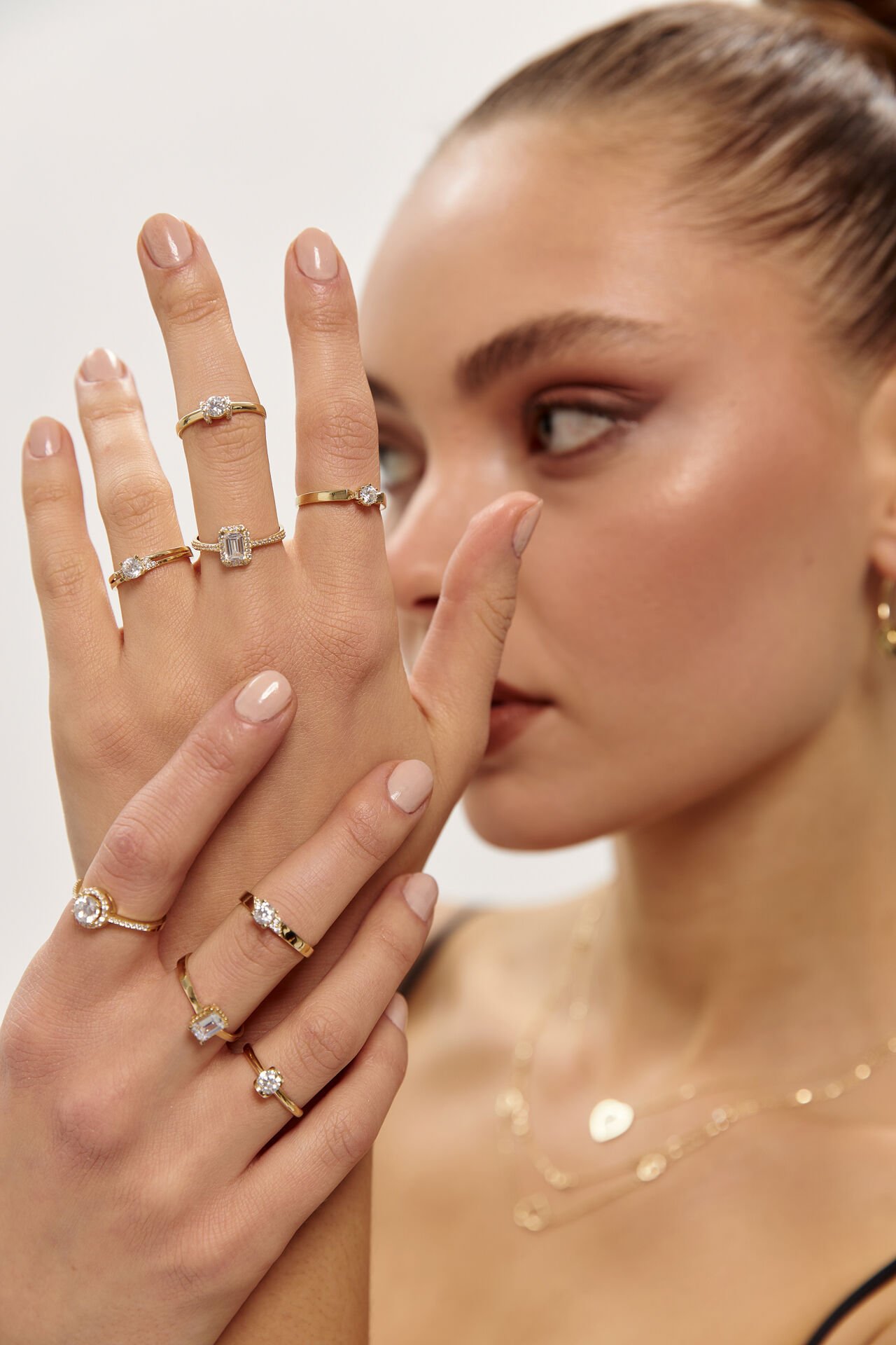 ALTIN TASARIM TEKTAŞ YÜZÜK