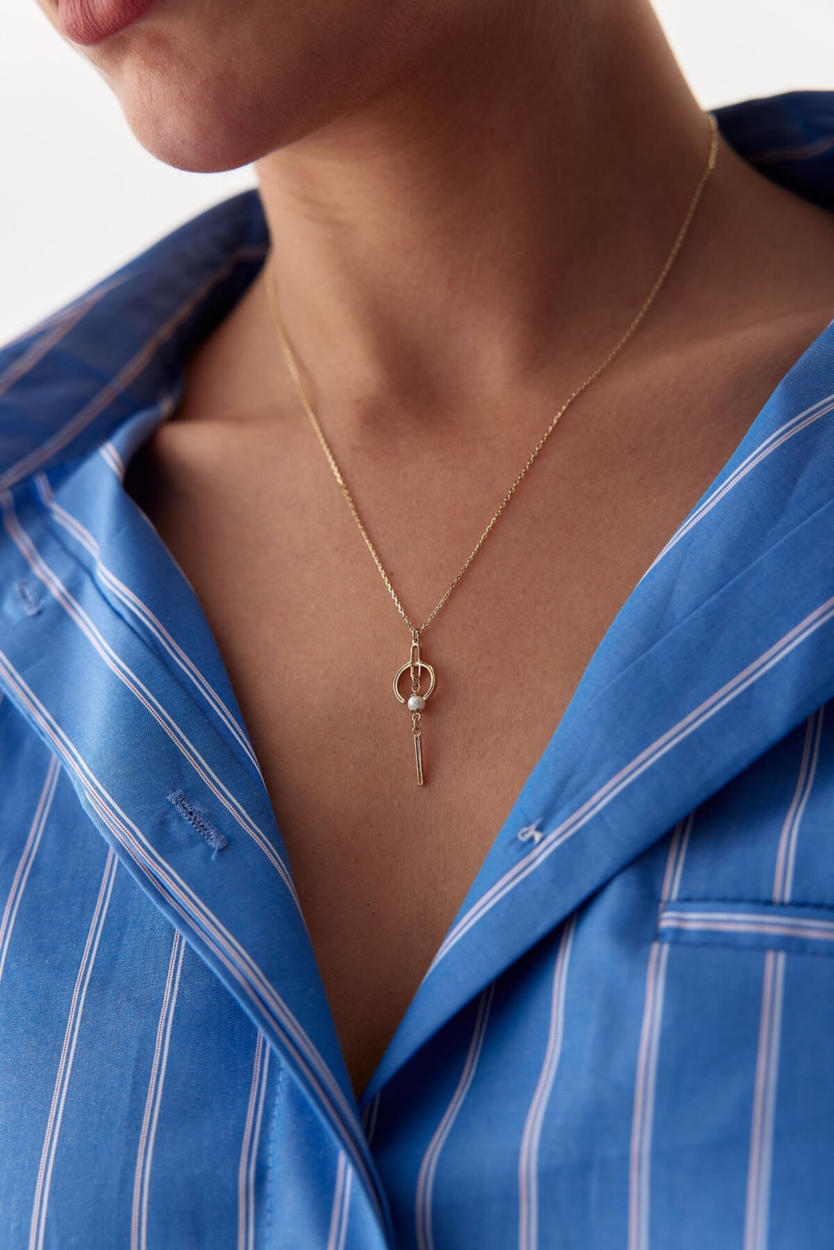 Altın Sallantılı İnci Kolye