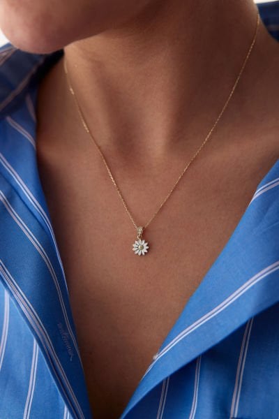 ALTIN DAİSY NECKLACE