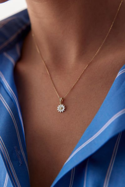 ALTIN DAİSY NECKLACE