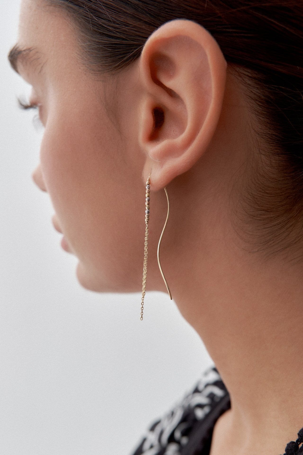 Altın Dorika Sallantılı Küpe