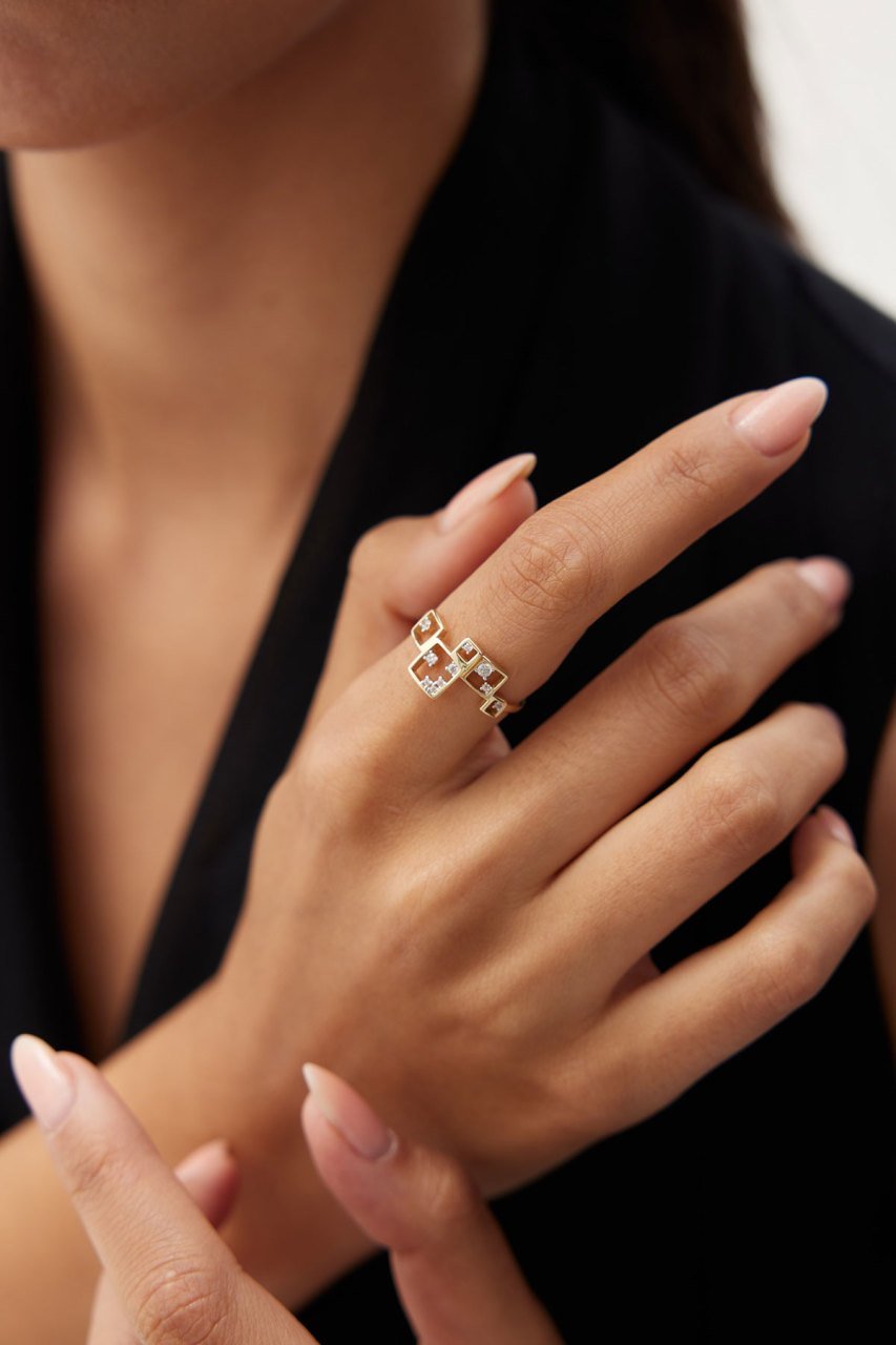 ALTIN GEOMETRİK YÜZÜK