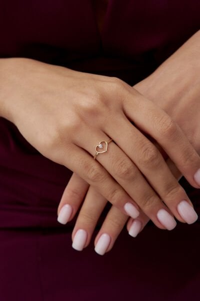 Altın Zarif Kalp Detaylı Yüzük