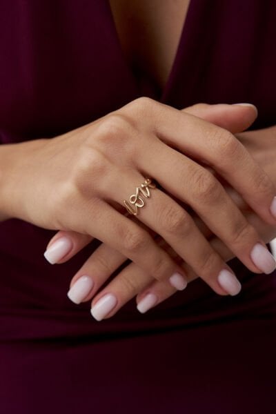 Altın Taşsız Love Yüzük