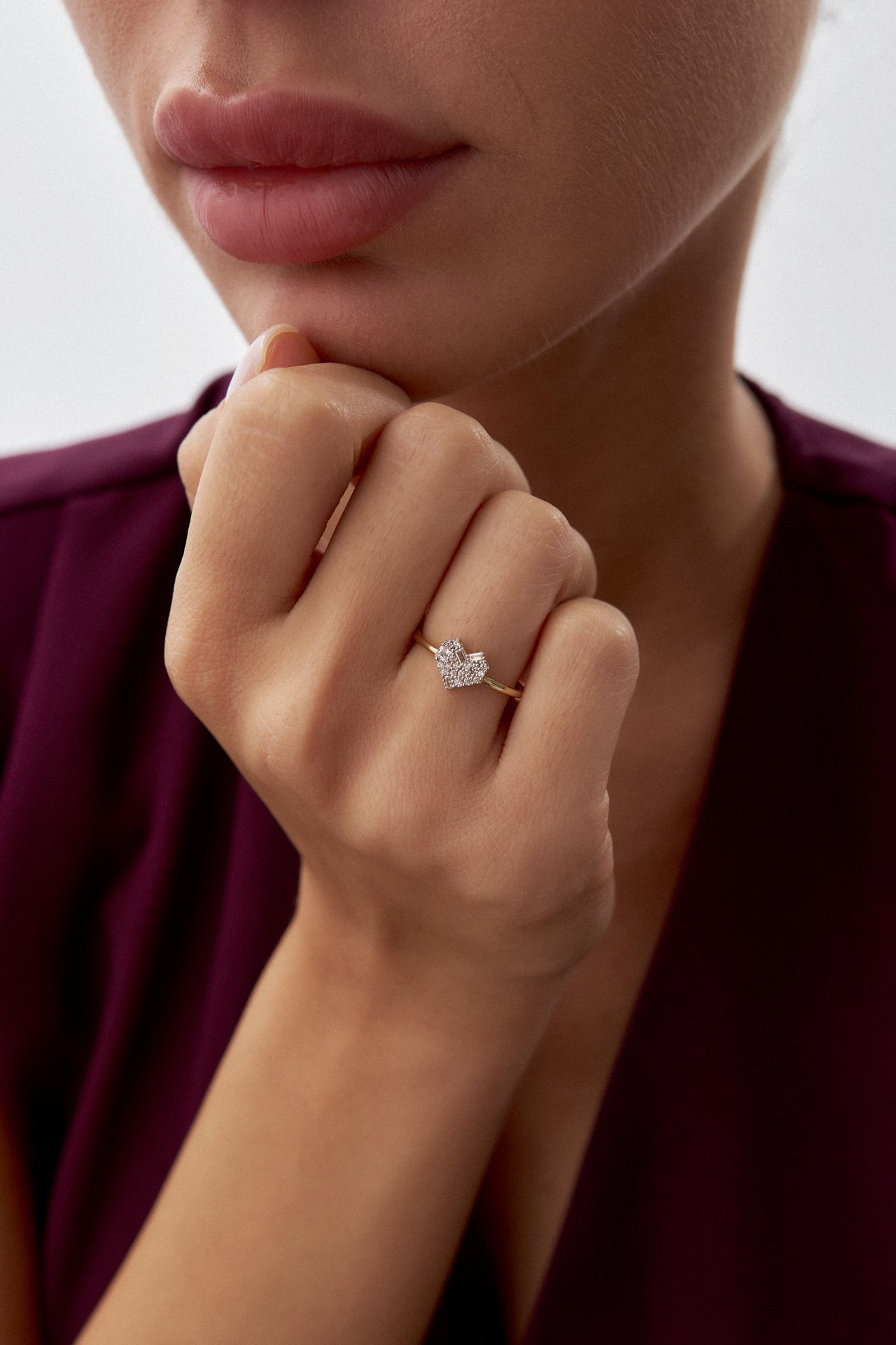 Altın Mini Baget Taşlı Kalp Yüzük