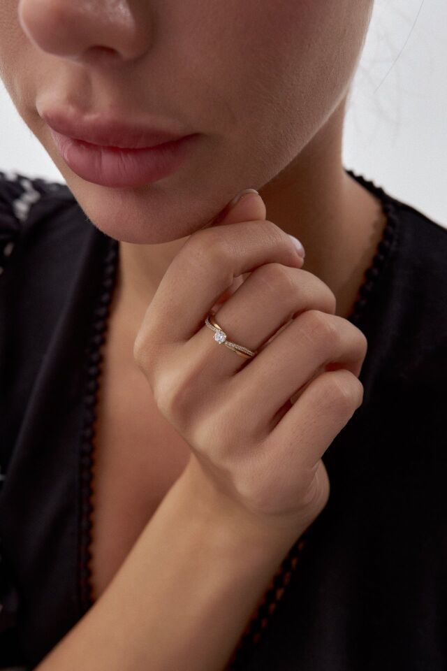 Altın Tektaş Çift Sıra Yüzük