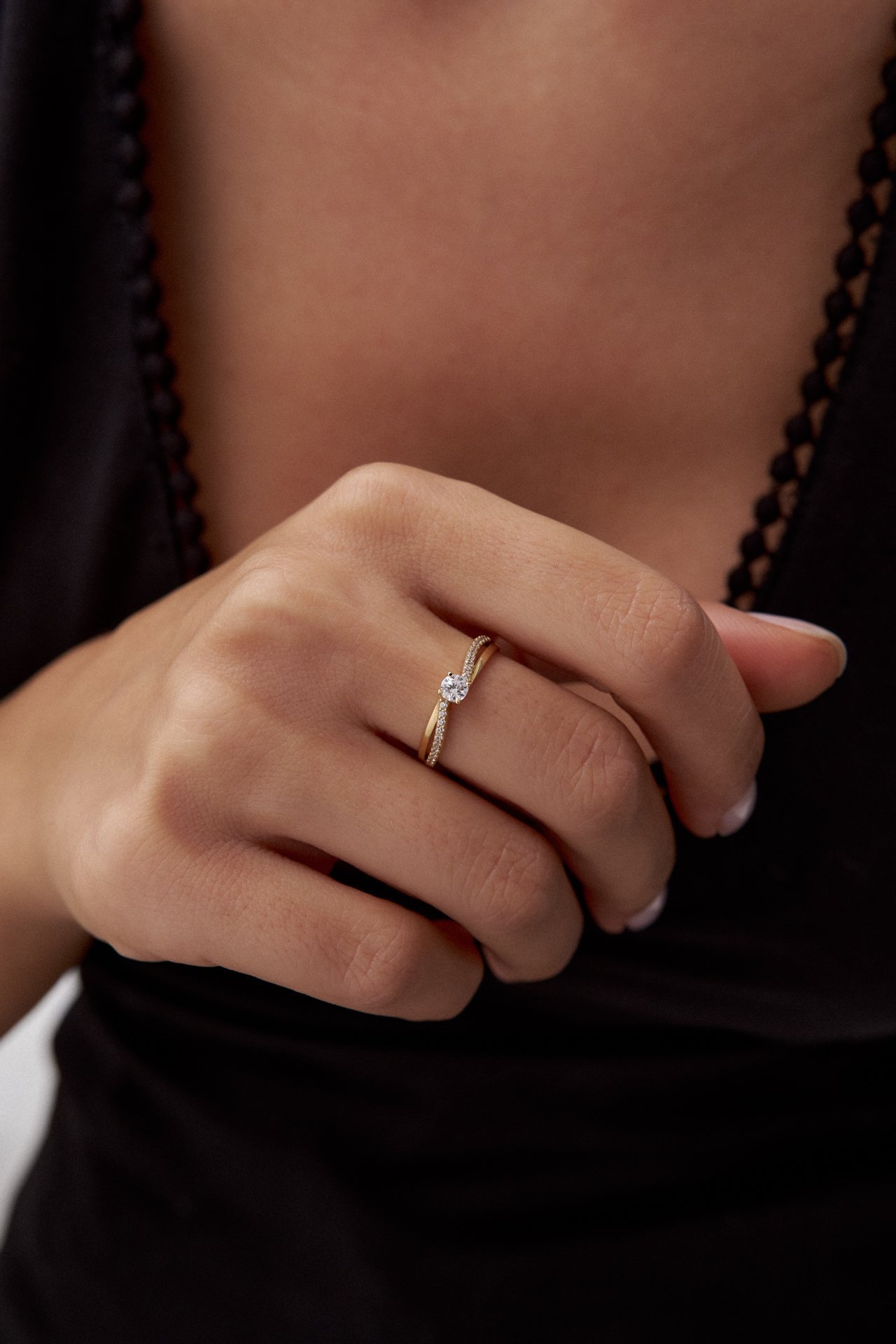 Altın Tektaş Çift Sıra Yüzük