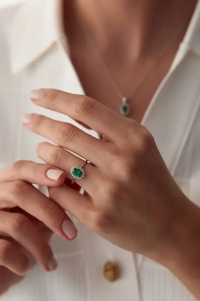 Altın Zümrüt Taşlı Üçlü Set