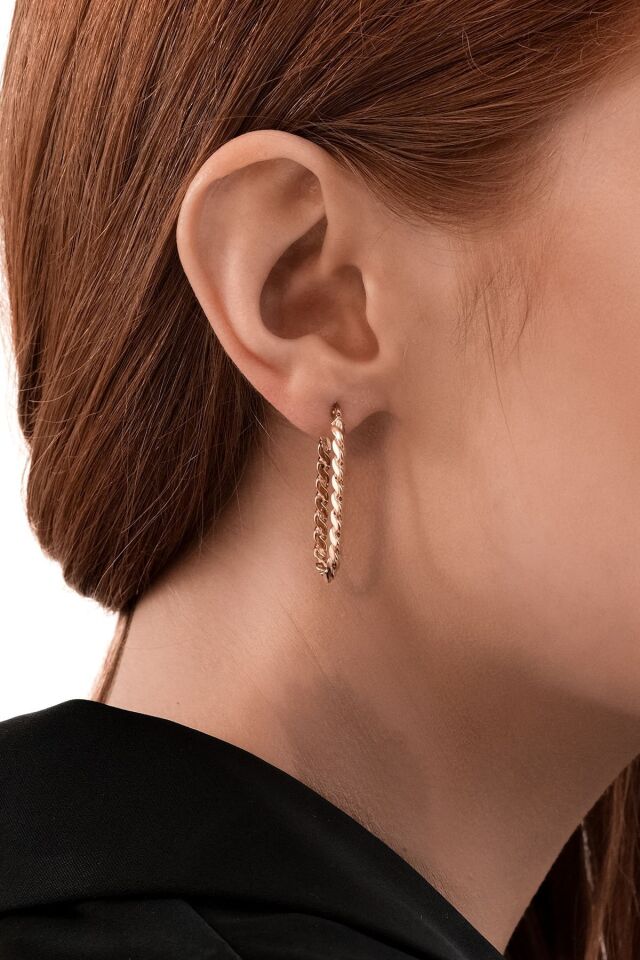 Altın Burgu Line Küpe