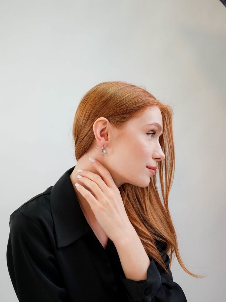 Altın Beyaz Baget Halka Küpe