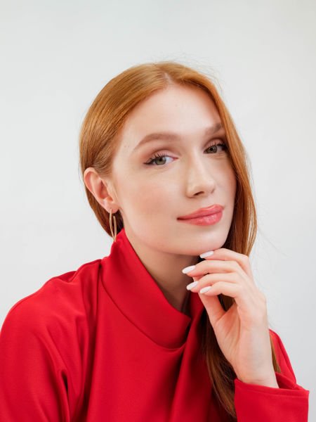 Altın Sade Şarnel Küpe