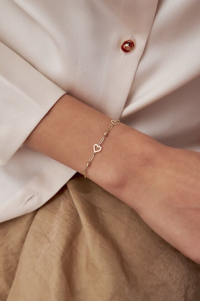 Altın Kalp Figürlü Ataç Bileklik