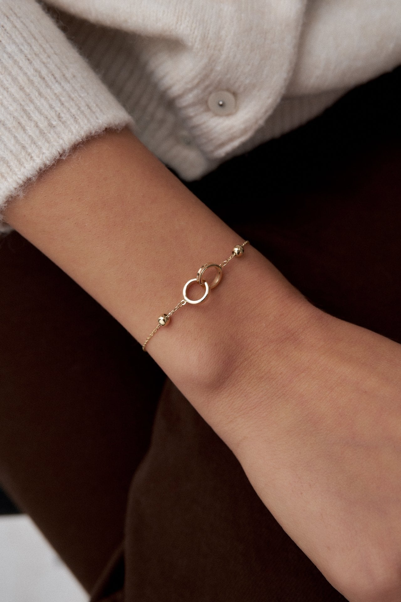 Altın Çift Halka Zincirli Bileklik