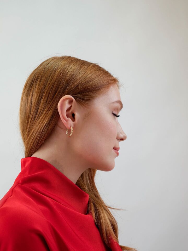 Altın Oval Burgu Küpe