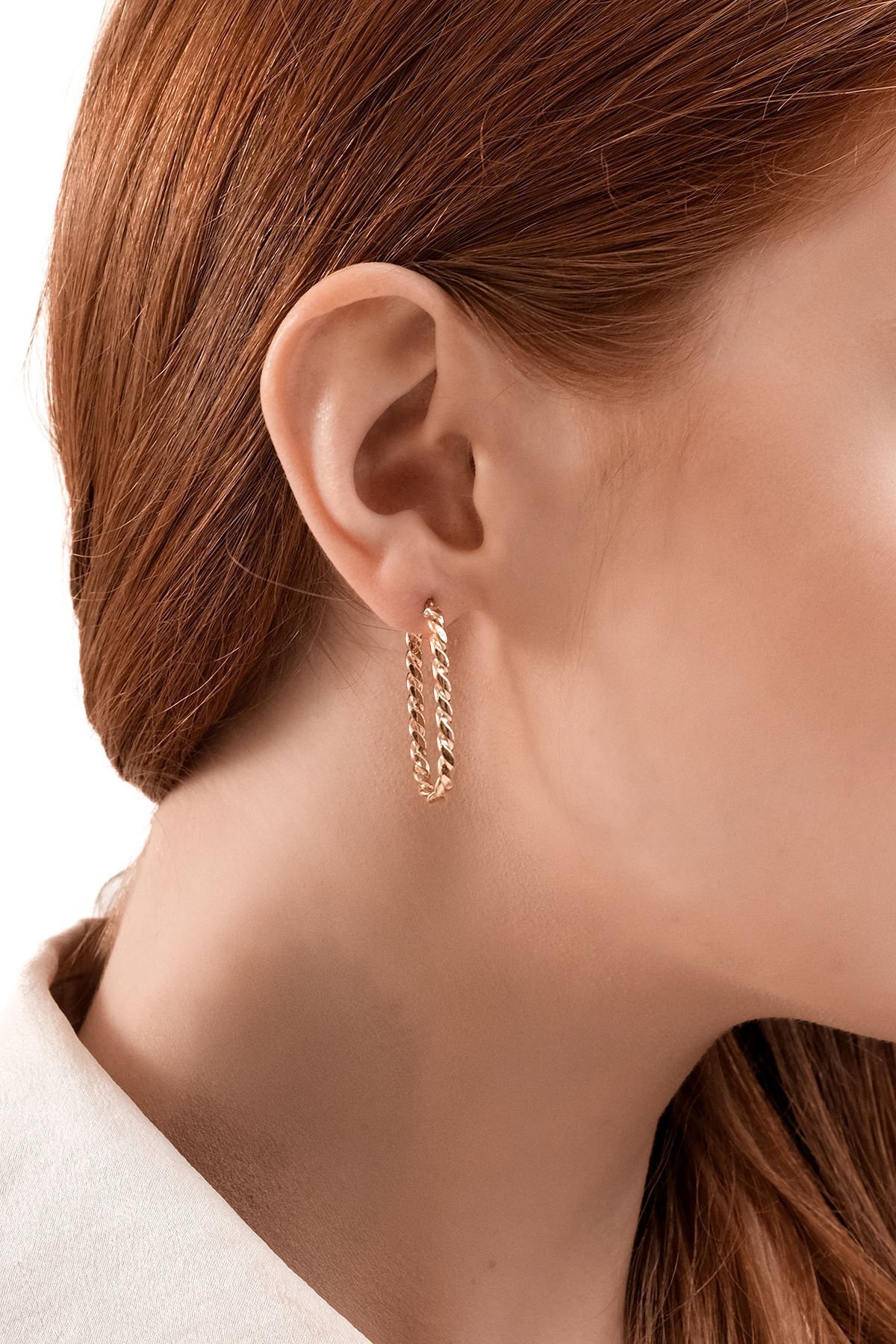 Altın Burgu Dikdörtgen Küpe